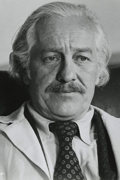 Стразер Мартин