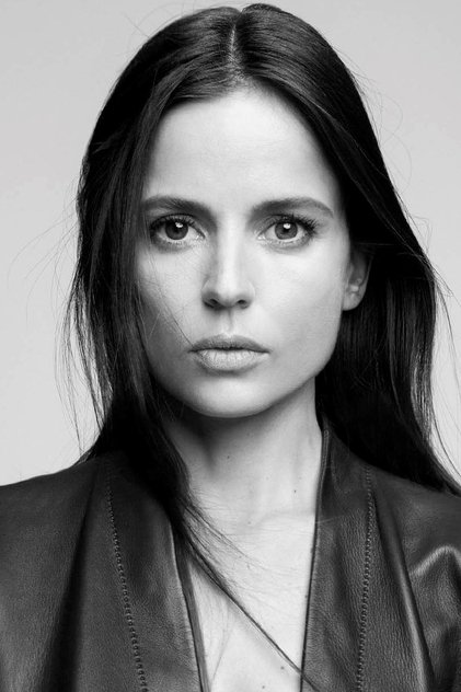 Елена Анайя