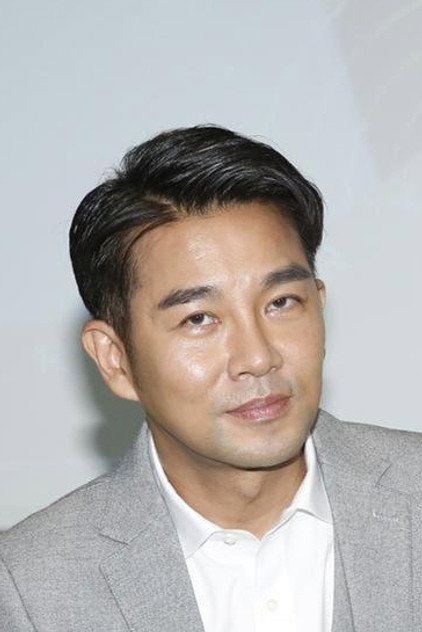 謝承均